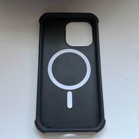 IPhone 13 pro casetify case - Picture 2 of 2